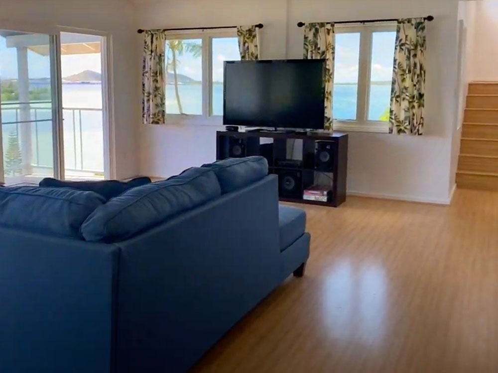 lilipuna-properties-oahu-oceanfront-3-bedroom-rental-condo-2nd-level2
